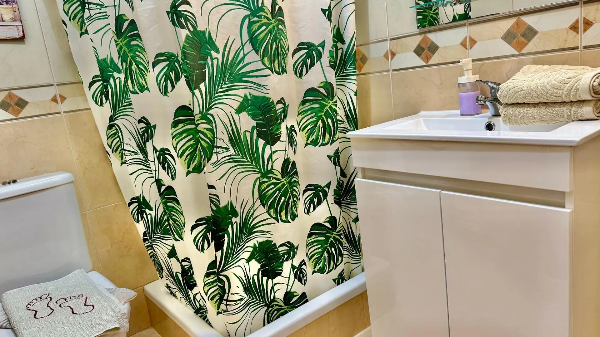 Rei Apartment 奎特里拉
