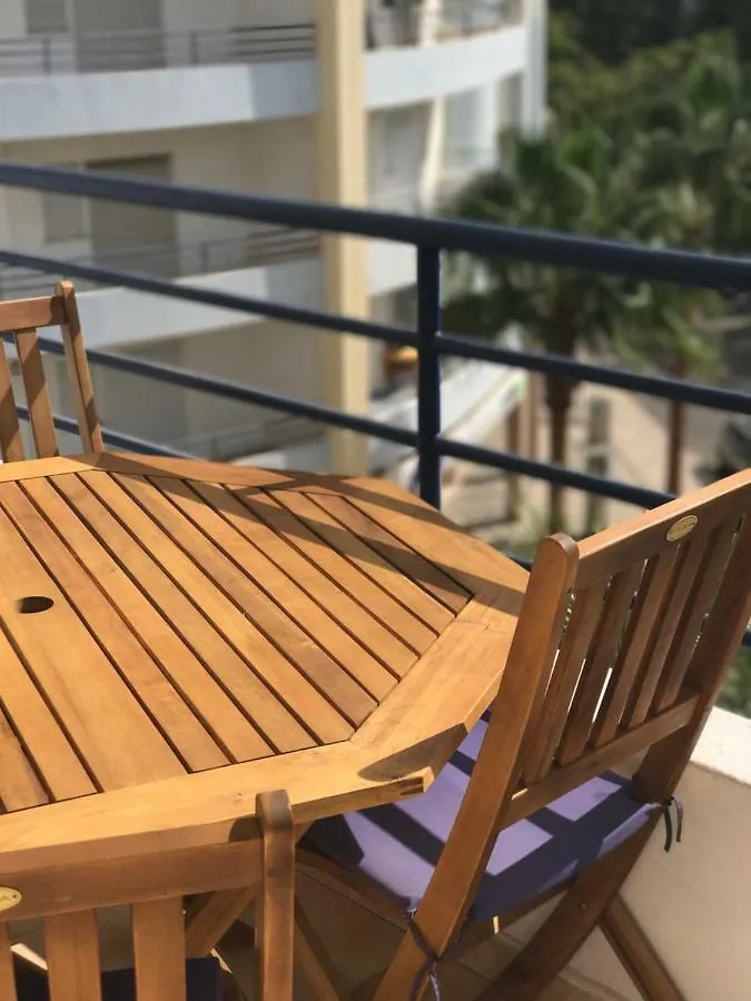 Rei Apartment 奎特里拉